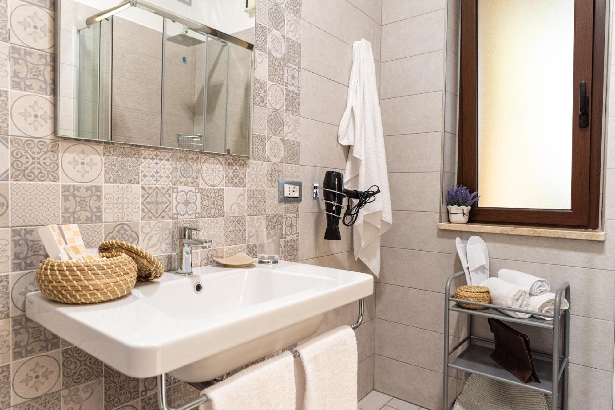 Cilento Suite - Vinarte B&B Agropoli Exterior foto